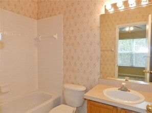 6403 Osprey Lake Cir in Riverview, FL - Foto de edificio - Building Photo