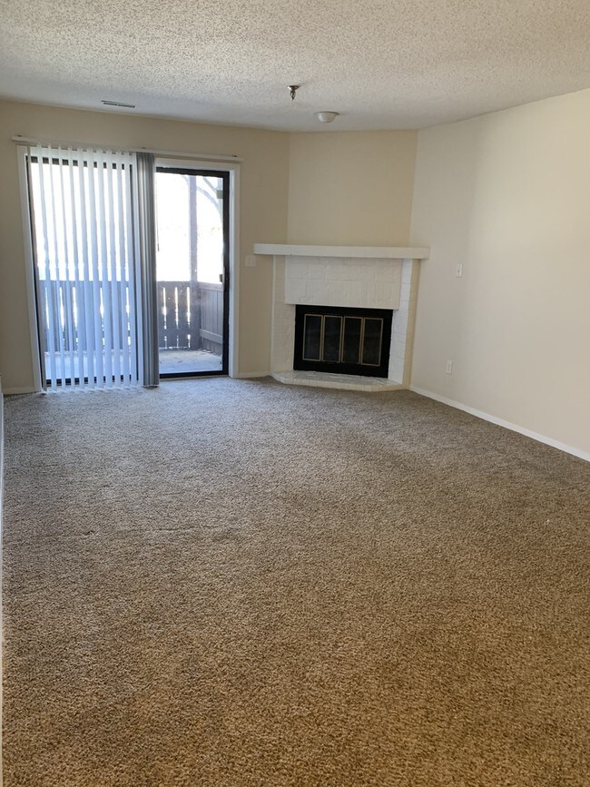 1340 Brook St in St. Charles, IL - Building Photo - Building Photo