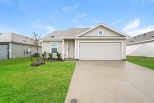 1105 Tufted Dr in Crowley, TX - Building Photo