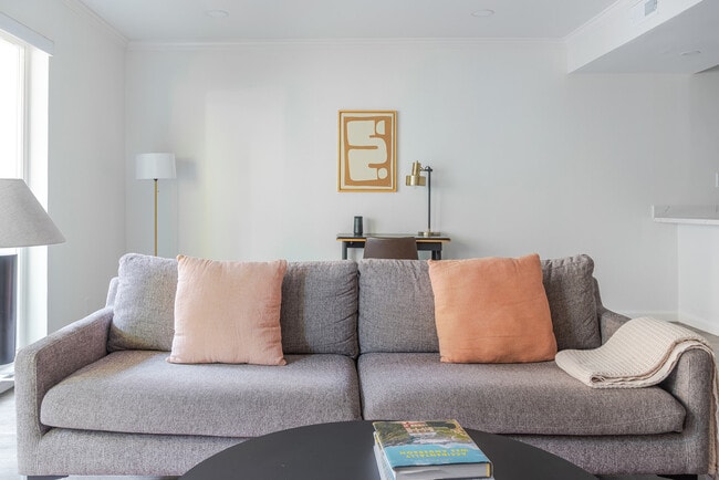 141 Wellesley Cres in Redwood City, CA - Building Photo - Building Photo