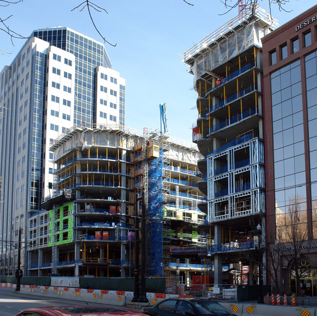 Richards Court in Salt Lake City, UT - Foto de edificio - Building Photo