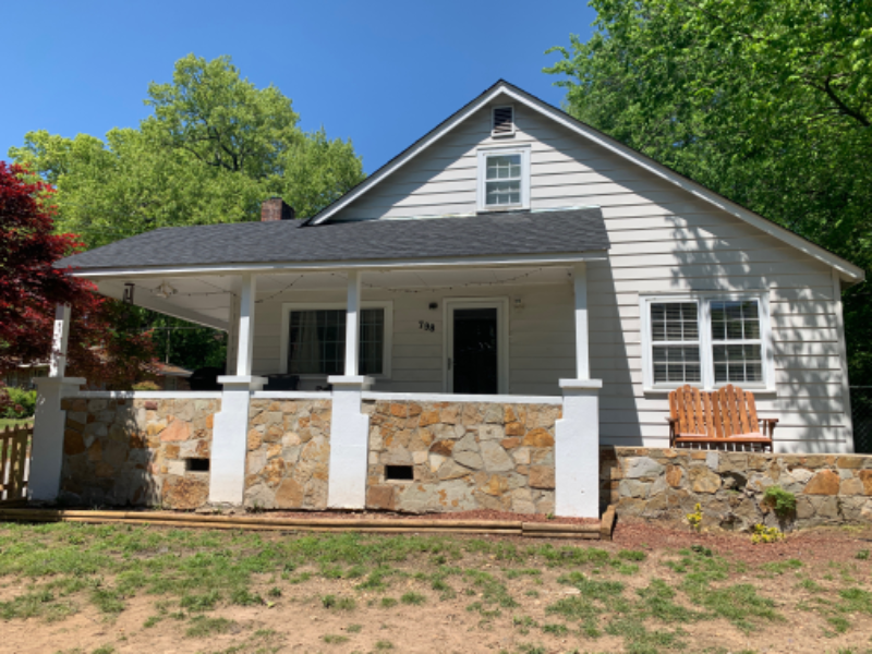 798 N Royal Ave in Florence, AL - Building Photo