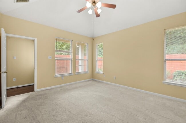 12806 Pecan Shores Dr