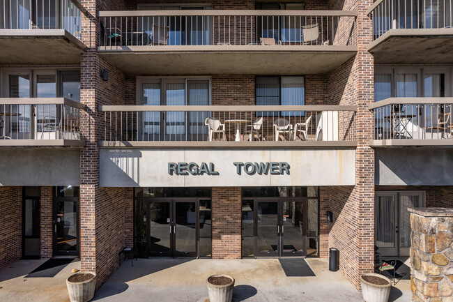 Regal Tower in Maryville, TN - Building Photo - Building Photo