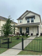 166 Lost Mine Peak Ln in Dripping Springs, TX - Building Photo - Building Photo
