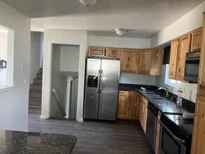 4026 Shelley Ave in Colorado Springs, CO - Foto de edificio - Building Photo