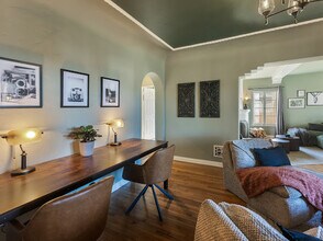 1442 S Burnside Ave in Los Angeles, CA - Building Photo - Building Photo