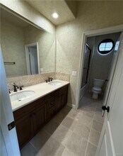 38 Bell Chime in Irvine, CA - Building Photo - Building Photo