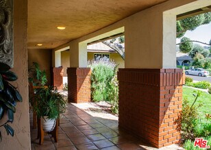 15845 Condor Ridge Rd in Santa Clarita, CA - Building Photo - Building Photo