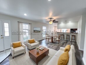 74 Turnabout Ln in Hendersonville, NC - Building Photo - Building Photo