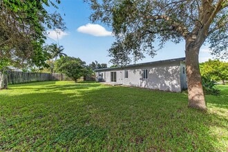 206 NW 5th Ave in Boynton Beach, FL - Building Photo - Building Photo