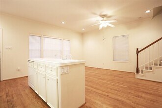 4219 University Blvd-Unit -A in Houston, TX - Building Photo - Building Photo