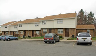 420-455 Lewis Ritchie Dr Apartments