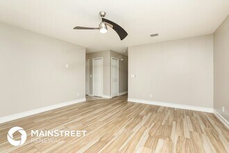 376 Chinaberry Ave in Oviedo, FL - Foto de edificio - Building Photo