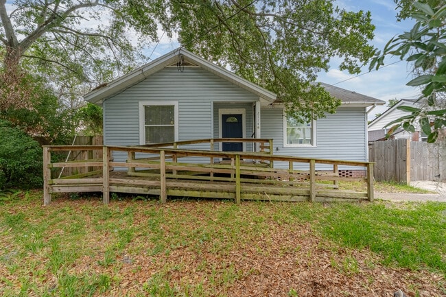 property at 2114 Merrill Ave