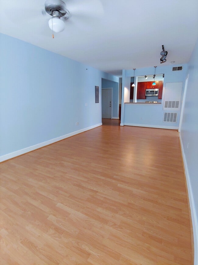 property at 1901 Crossing Pl