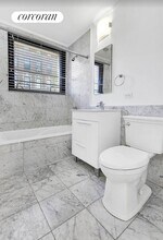 203 W 90th St in New York, NY - Building Photo - Building Photo