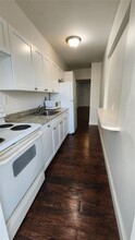 1451 NE 170th St in North Miami Beach, FL - Building Photo - Building Photo