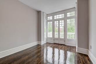 6044 Pershing Ave, Unit 6046 in St. Louis, MO - Building Photo - Building Photo