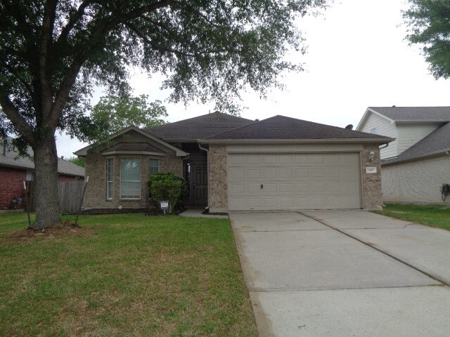 24007 Rockygate Dr
