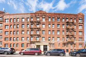 131 Fort George Avenue in New York, NY - Foto de edificio - Building Photo