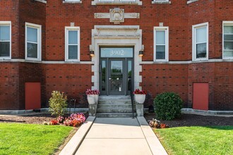 Vandy House in St. Louis, MO - Building Photo - Building Photo