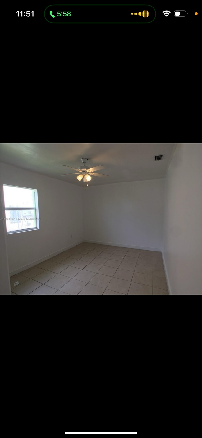1210 NW 57th St, Unit 1210 in Miami, FL - Building Photo - Building Photo