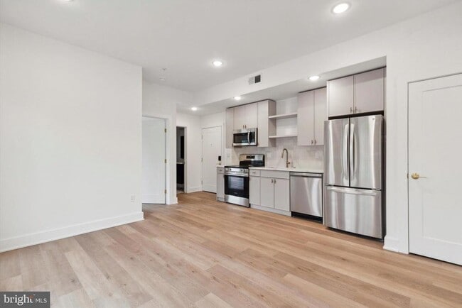 property at 367 W Hortter St