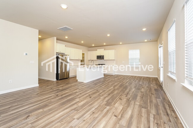 828 Pear Blossom Ct in Winston-Salem, NC - Building Photo - Building Photo