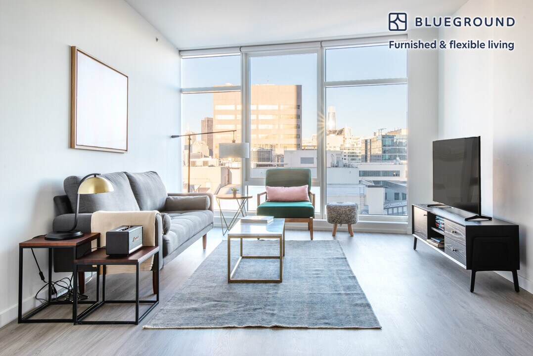8 10th St, Unit FL17-ID403 in San Francisco, CA - Building Photo