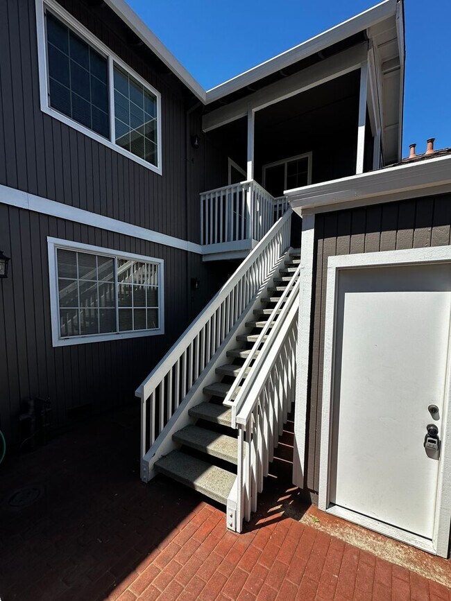 565 Lori Dr in Benicia, CA - Building Photo - Building Photo