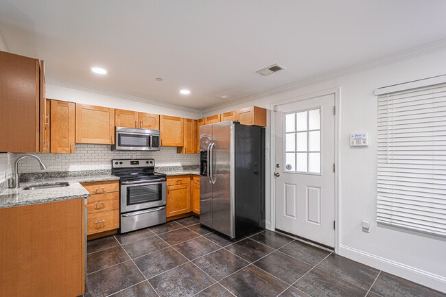 property at 1203 Delafield Pl NW