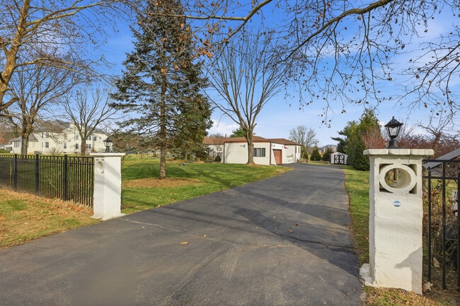 property at 150 Hankins Rd