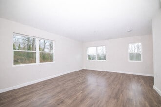 The Berg in Milton, WI - Building Photo - Building Photo