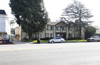 Building Photo - 6954 Woodman Avenue Apartments in Los Angeles, California
