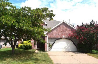 4648 Cool Ridge Ct in Fort Worth, TX - Building Photo - Building Photo