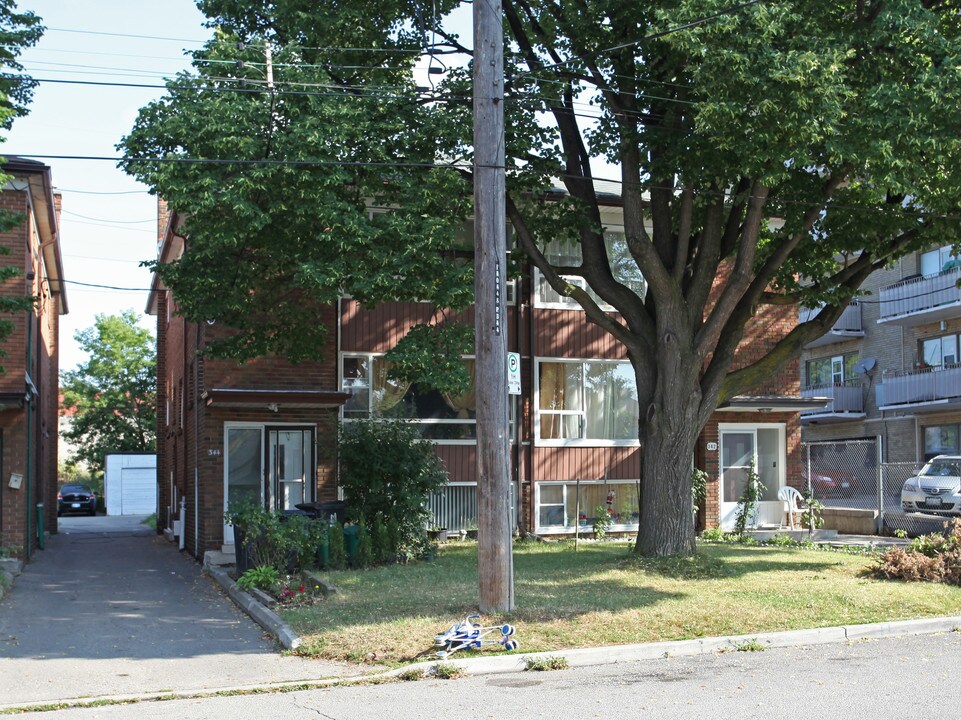 342-344 Hopewell Ave in Toronto, ON - Building Photo