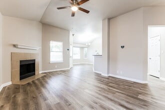 4931 Dahlia Terrace in San Antonio, TX - Building Photo - Building Photo