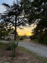 1210 Woodland Ave in Ojai, CA - Building Photo