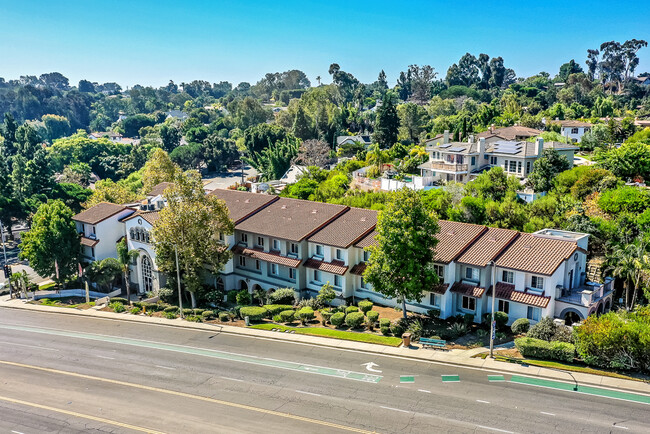 Azure Point at Encinitas in Encinitas, CA - Building Photo - Building Photo