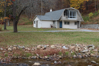 342 Dry Creek Rd in Jonesborough, TN - Building Photo - Building Photo