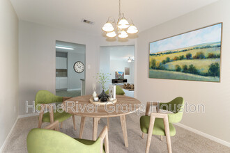 11023 Vanilla Cir in Houston, TX - Building Photo - Building Photo