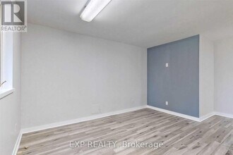 2 Gram St in Vaughan, ON - Building Photo - Building Photo