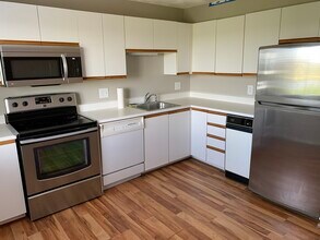 3920 Mystic Valley Pkwy in Medford, MA - Foto de edificio - Building Photo