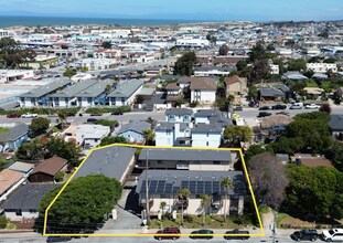 993 Hamilton Ave in Seaside, CA - Foto de edificio - Primary Photo