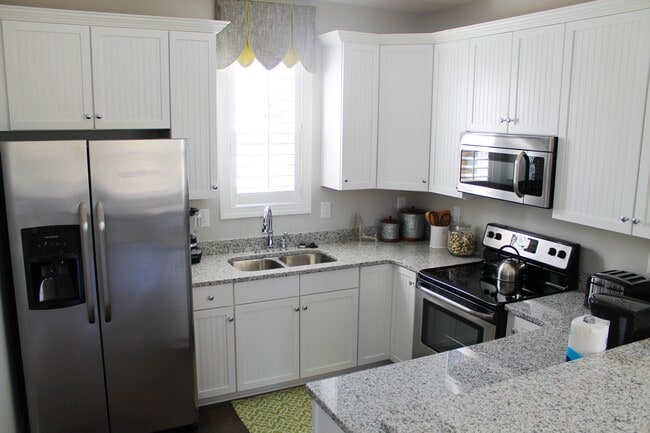 2208 Sea Dune Dr in North Myrtle Beach, SC - Building Photo - Building Photo