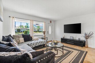 1850 W Lake Brantley Rd in Longwood, FL - Building Photo - Building Photo