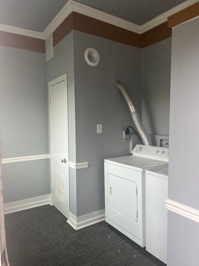 4200 Deer Park Rd in Randallstown, MD - Building Photo - Building Photo