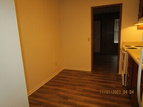 516 Parker St-Unit -516 Parker St, #B in Panama City, FL - Building Photo - Building Photo