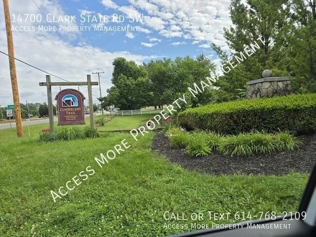 14700 Clark State Rd SW in Pataskala, OH - Building Photo - Building Photo
